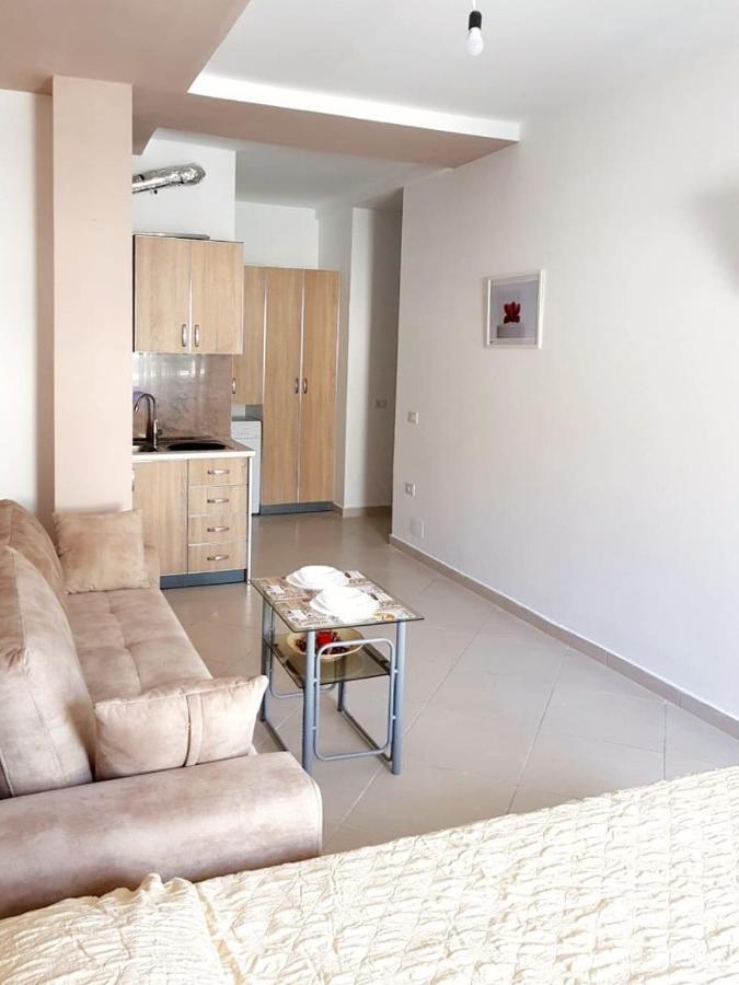 Apartamenti Velvet Shëngjin Dış mekan fotoğraf