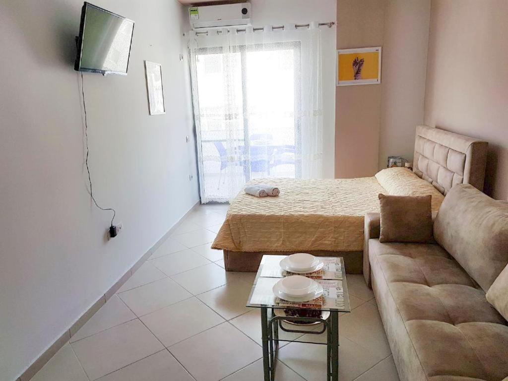 Apartamenti Velvet Shëngjin Dış mekan fotoğraf